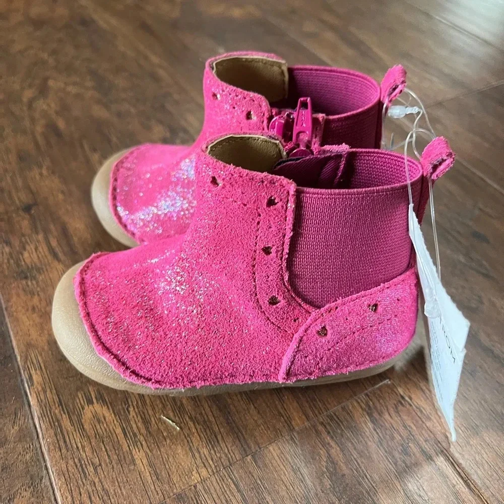 NWT Stride Rite 2.0 Hot Pink Booties- Leather upper -Size 4M, 20EU-Adorable